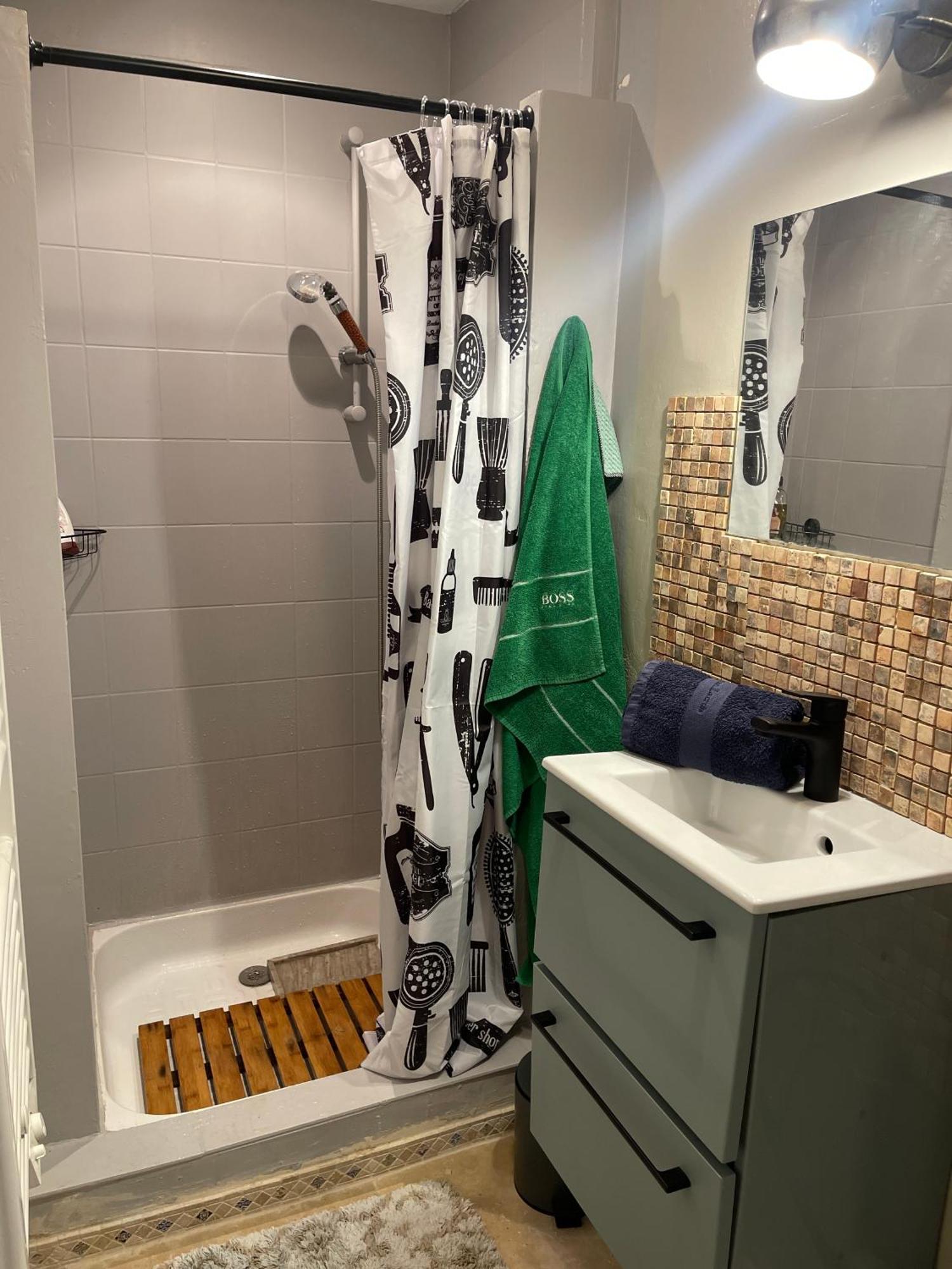 Rent Big Room With Breakfast Free In Old City Nancy Exteriér fotografie