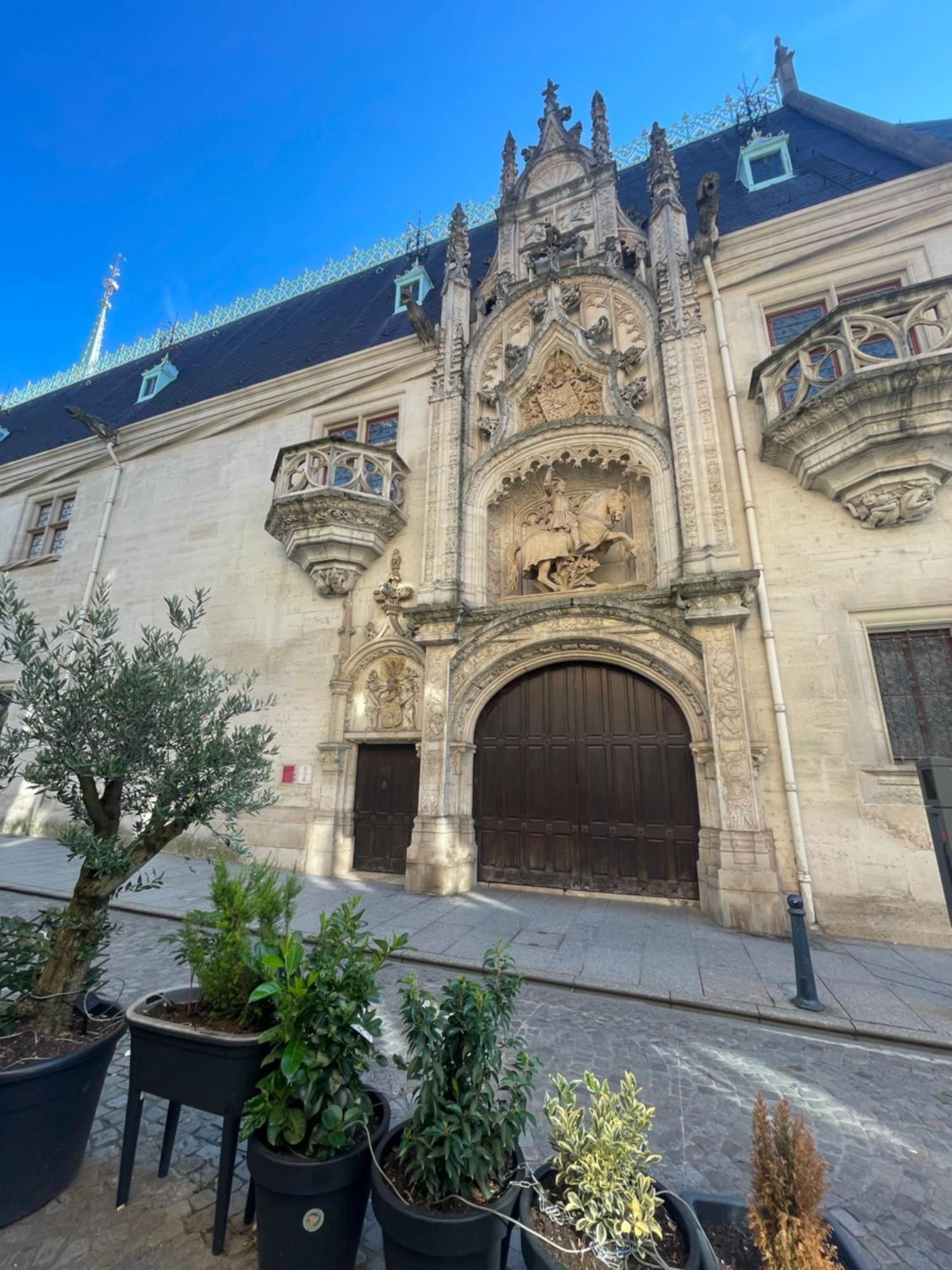 Rent Big Room With Breakfast Free In Old City Nancy Exteriér fotografie
